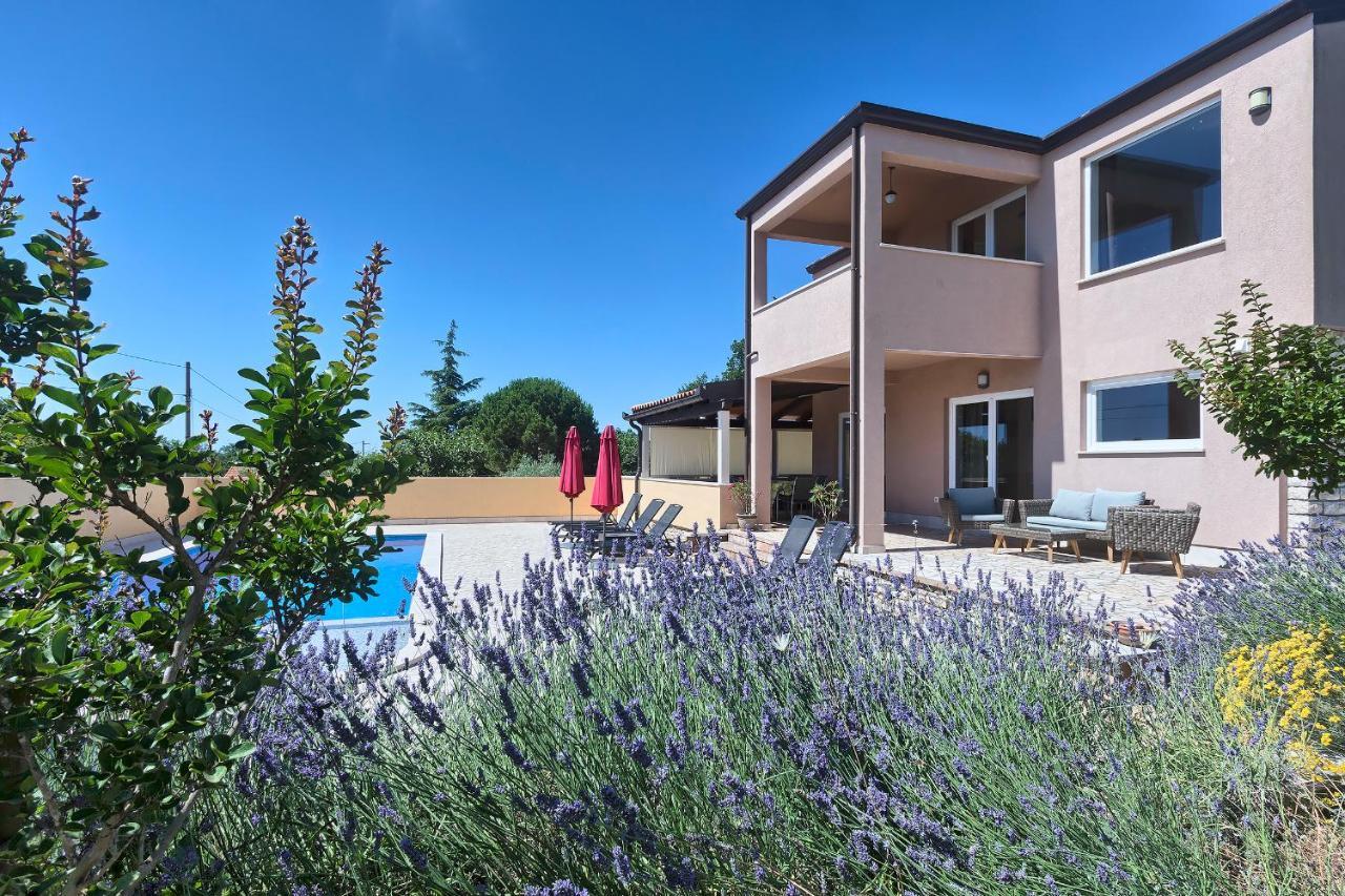 Villa Pascal Krnica Luaran gambar